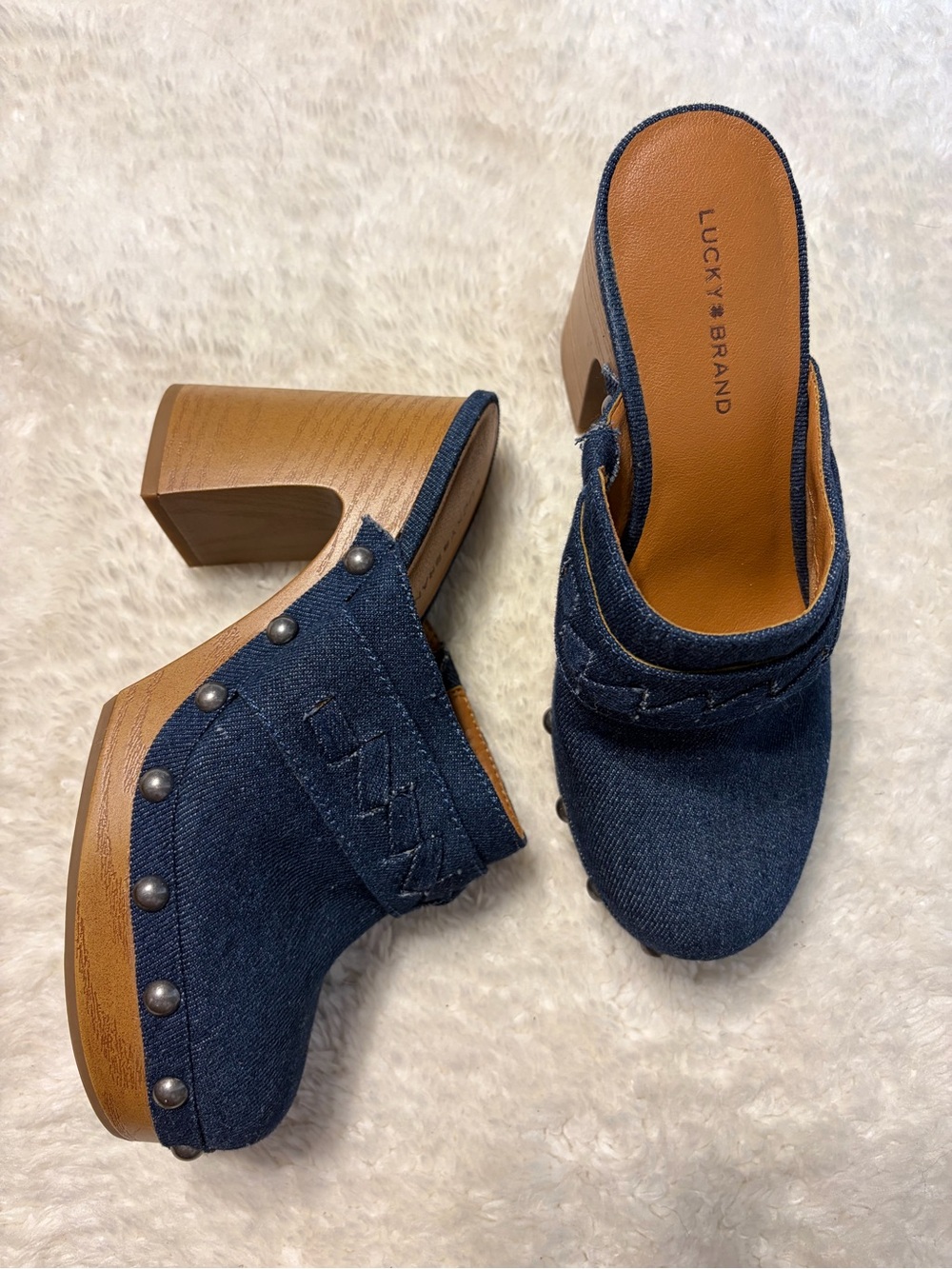 Lucky Brand Ilota dark denim wood-like block heel stud clogs
